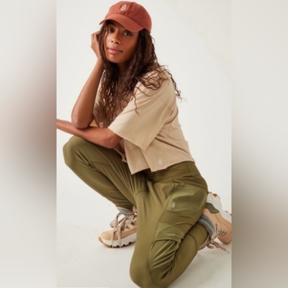 NWOT Free People Movement Small Take a Hike Harem Pants Green $128 Retail New - Picture 2 of 7